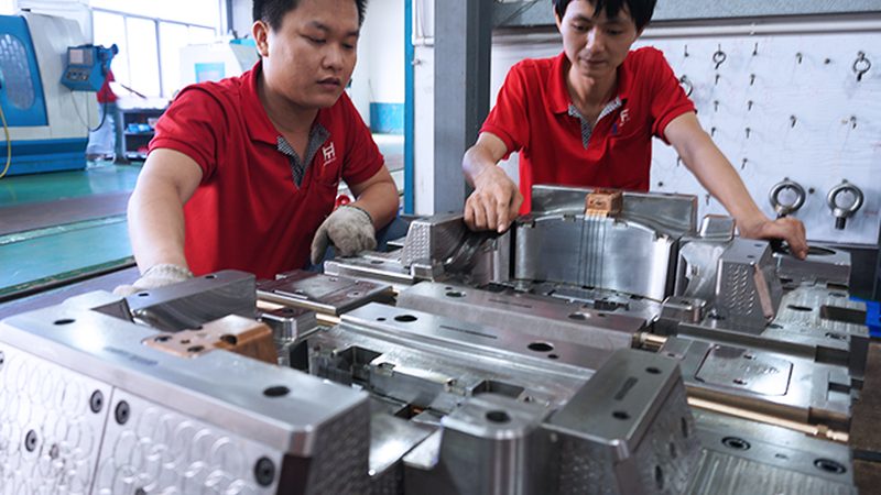 苏州双色模具代加工：如何选择合适的合作伙伴**