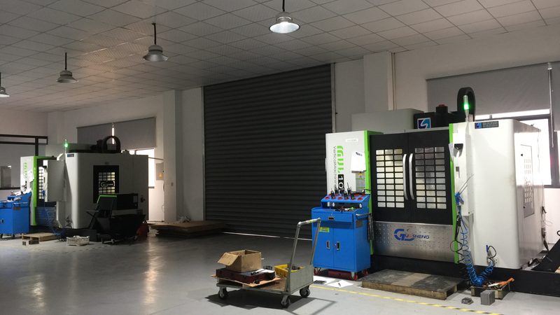 精密模具定制设计：揭秘影响价格的关键因素